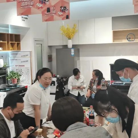 食之有道|帅丰西安大型美食培训圆满完成,助力终端销售! 食之有道|帅丰西安大型美食培训圆满完成,助力终端销售!