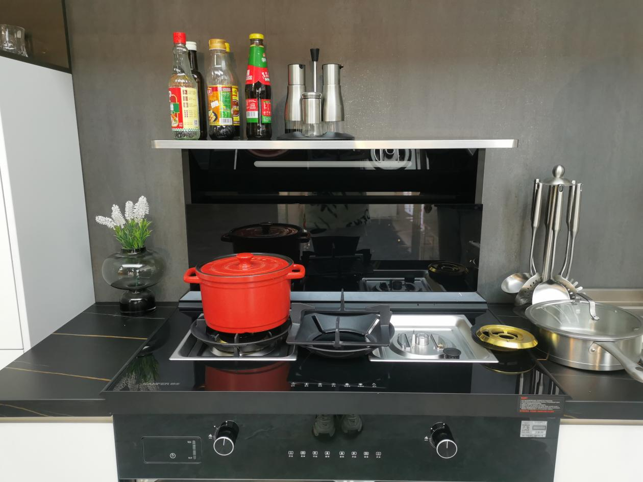 新房开放式厨房装修，高性价比集成灶10大品牌选购指南“她”来了