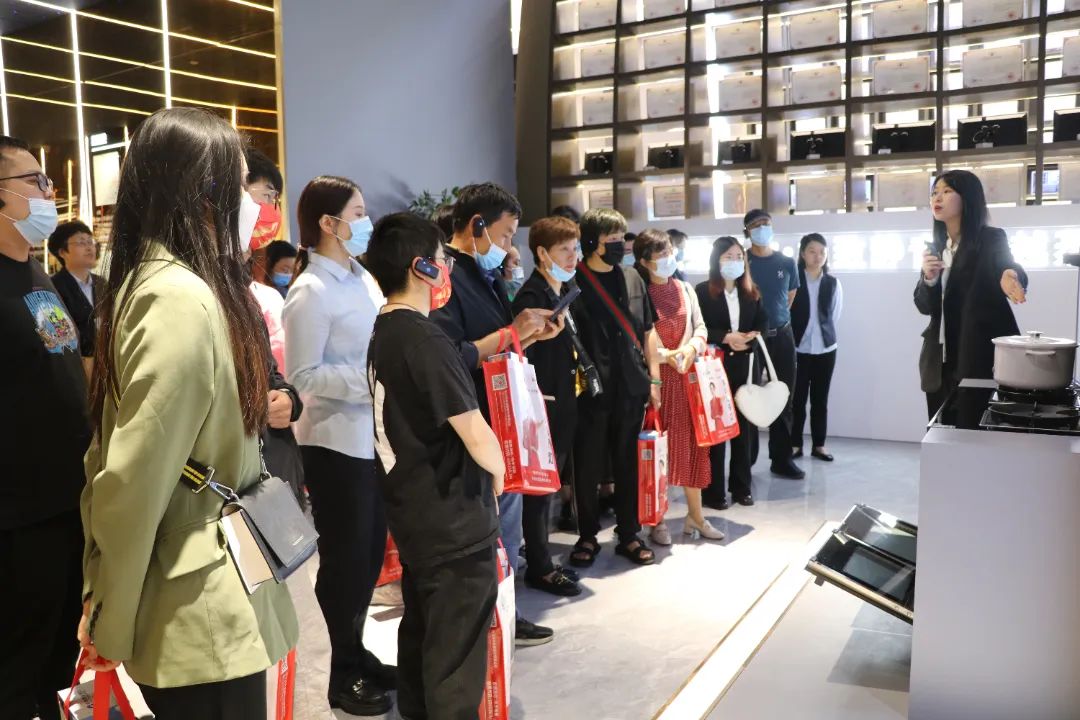 集成十大品牌帅丰电器联合建设银行开展建行家装节活动