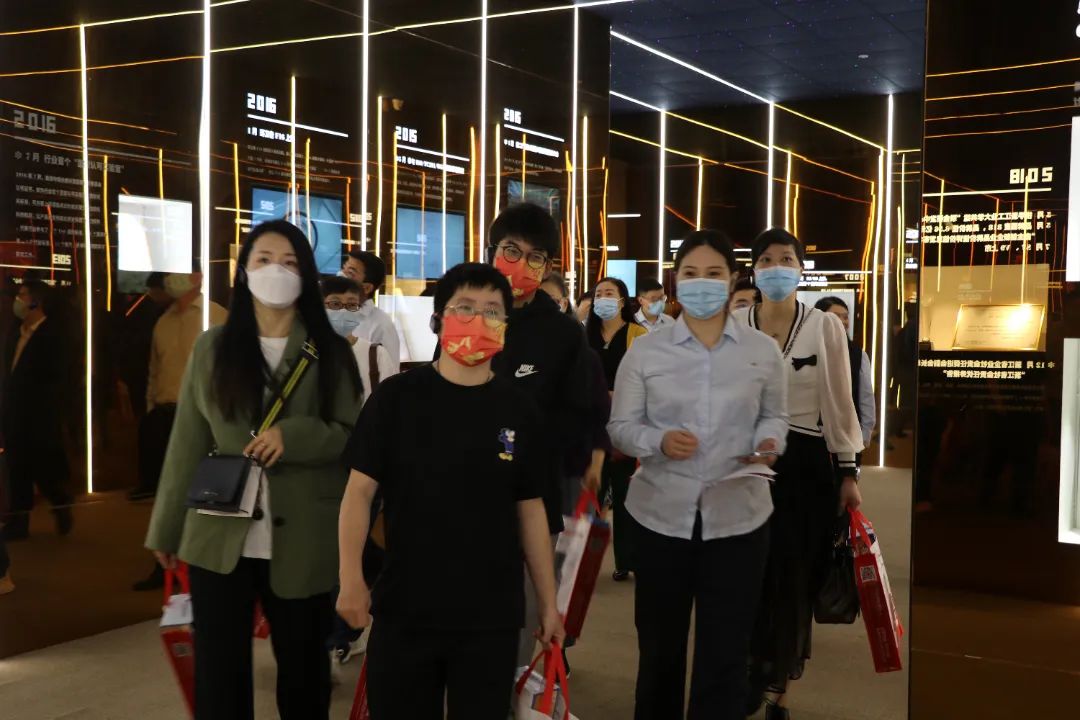 集成十大品牌帅丰电器联合建设银行开展建行家装节活动