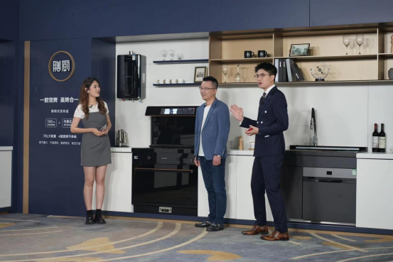 帅丰电器打造集成灶、集成水槽洗碗机全新产品矩阵，演绎“小空间 大有为”