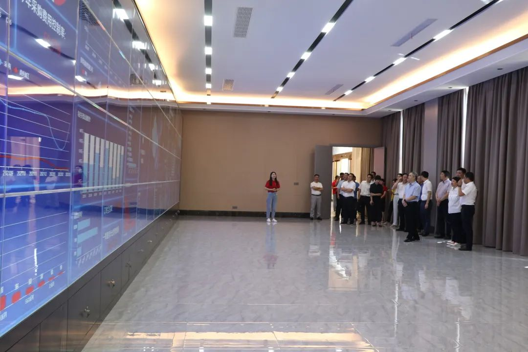 浙江省统计局一行莅临集成灶品牌帅丰电器参观调研! 浙江省统计局一行莅临集成灶品牌帅丰电器参观调研!