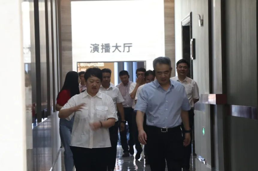 浙江省统计局一行莅临集成灶品牌帅丰电器参观调研! 浙江省统计局一行莅临集成灶品牌帅丰电器参观调研!