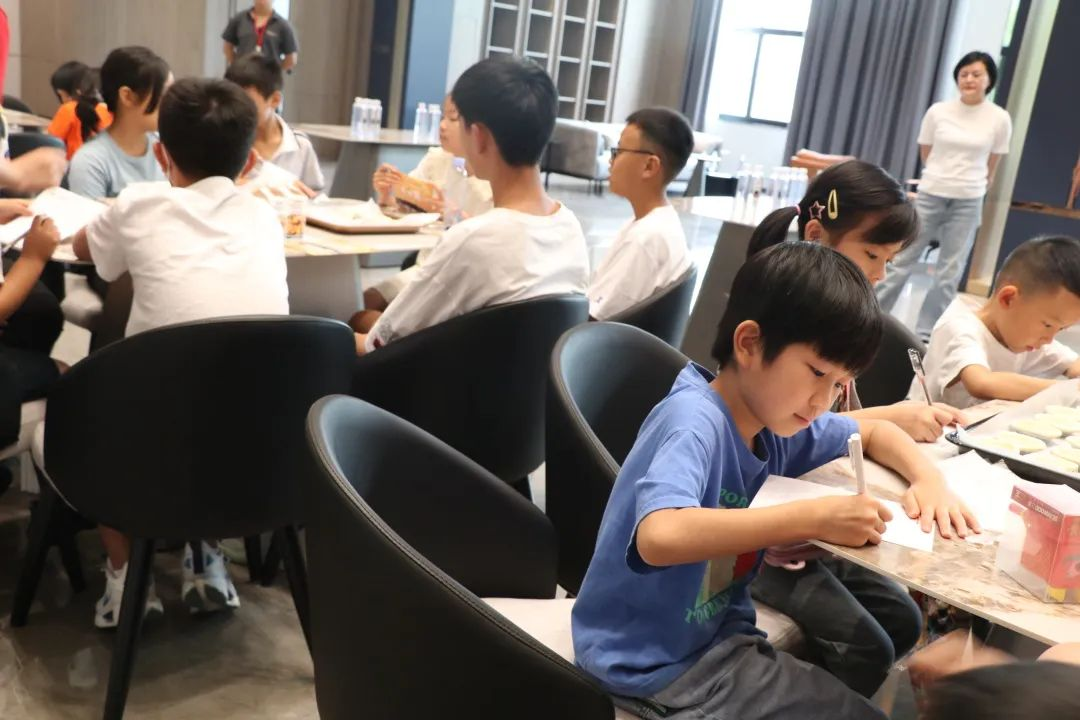 帅丰集成灶组织小美食家DIY趣游记活动,在劳动中寻找快乐 帅丰集成灶组织小美食家DIY趣游记活动,在劳动中寻找快乐