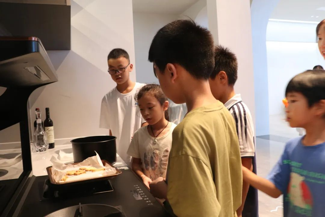 帅丰集成灶组织小美食家DIY趣游记活动,在劳动中寻找快乐 帅丰集成灶组织小美食家DIY趣游记活动,在劳动中寻找快乐