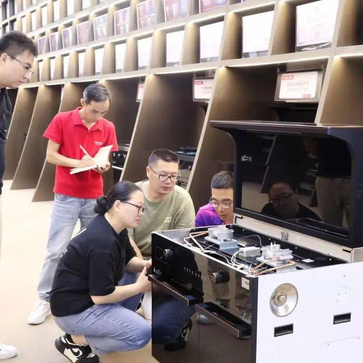 浙江省燃气具协会秘书长一行到访集成灶品牌帅丰电器参观调研