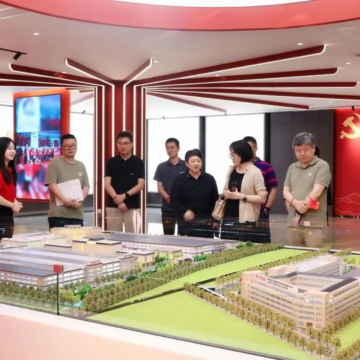 浙江省燃气具协会秘书长一行到访集成灶品牌帅丰电器参观调研