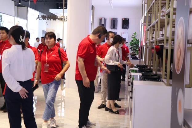 集成灶品牌帅丰电器“登顶计划”加盟合作峰会圆满成功！