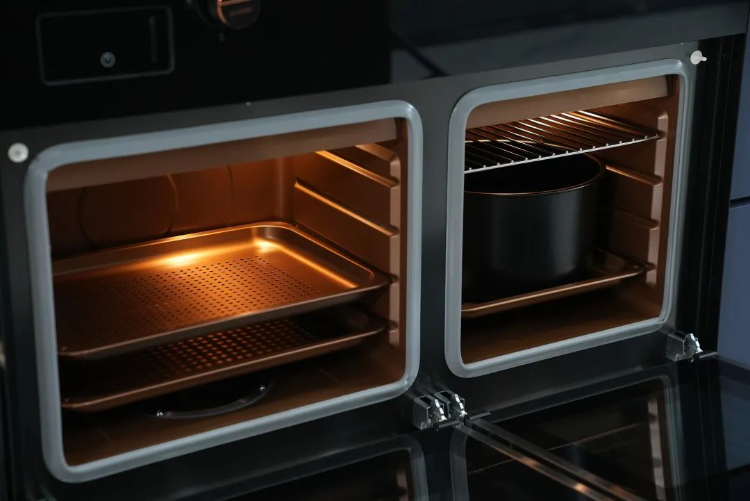 一家六口,三代同堂,帅丰集成灶烹饪爱的味道,传递家的温暖! 一家六口,三代同堂,帅丰集成灶烹饪爱的味道,传递家的温暖!