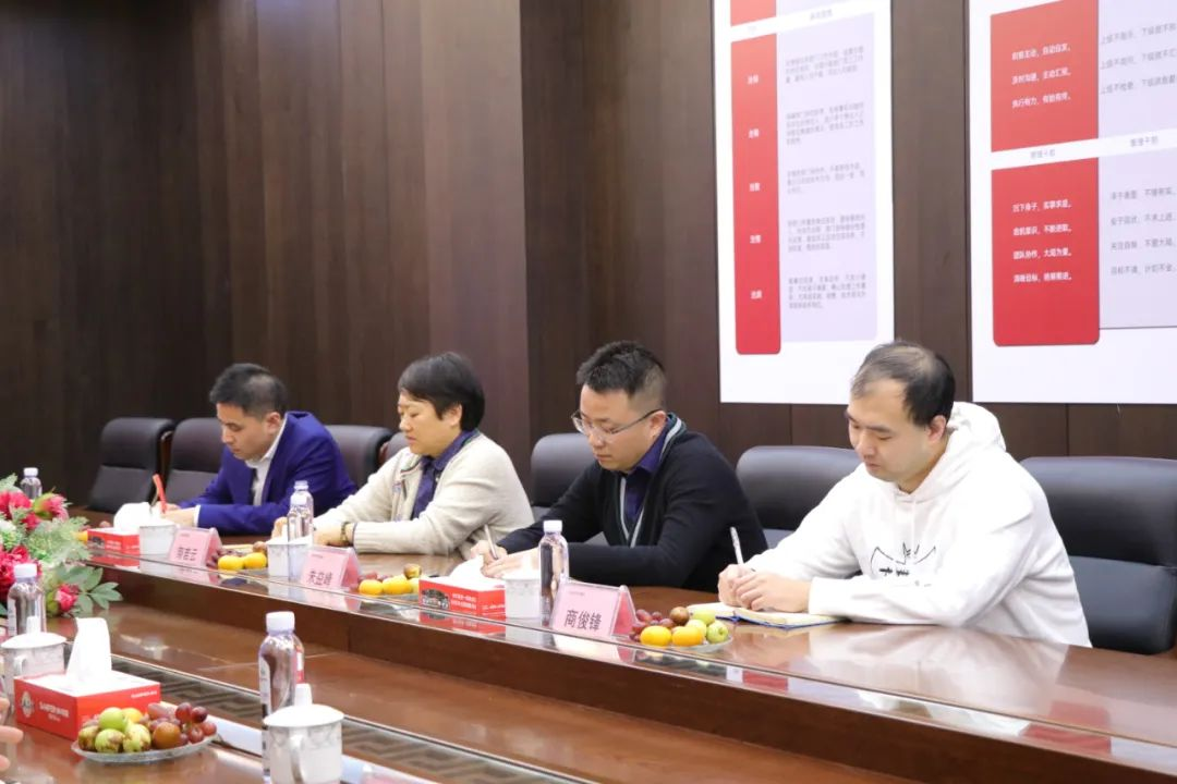 天猫优品理想厨房王雁北一行莅临集成灶品牌帅丰电器参观调研! 天猫优品理想厨房王雁北一行莅临集成灶品牌帅丰电器参观调研!