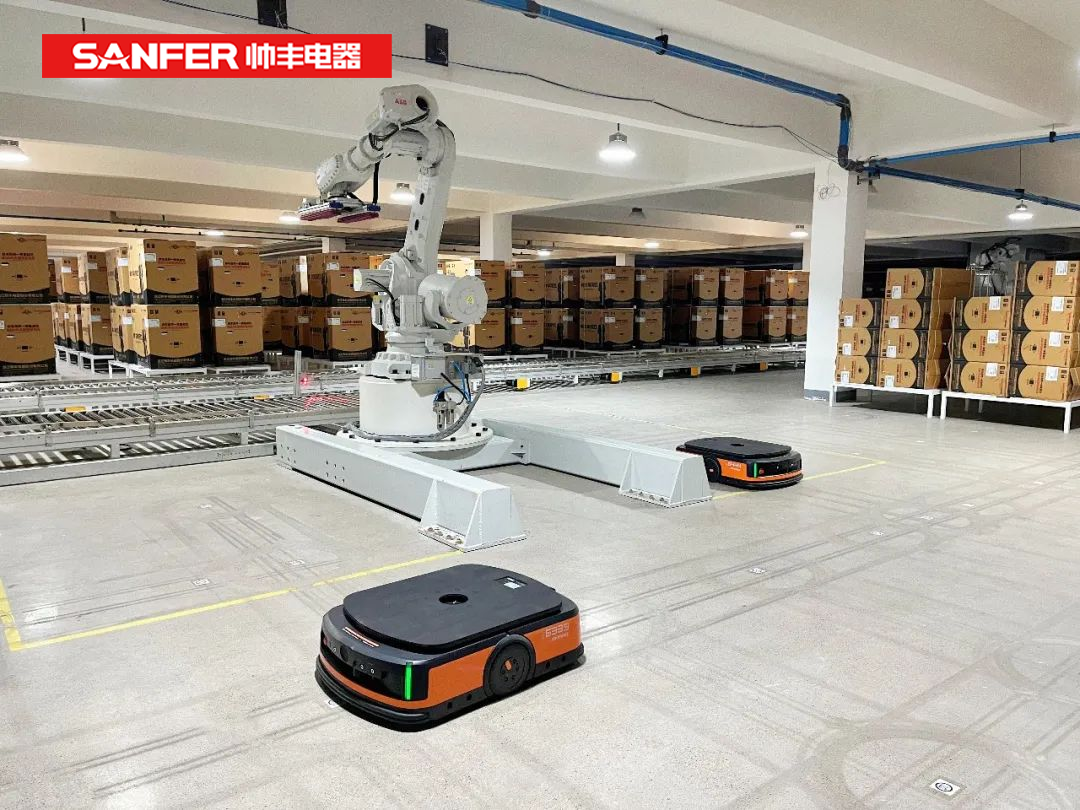 万台的仓储空间来得及发货吗?别急!帅丰有AGV智能搬运车 万台的仓储空间来得及发货吗?别急!帅丰有AGV智能搬运车