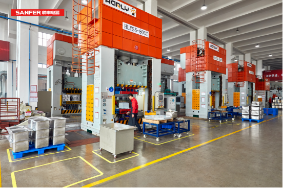 集成灶品牌帅丰电器销量领先,揭秘帅丰集成灶工厂硬实力! 集成灶品牌帅丰电器销量领先,揭秘帅丰集成灶工厂硬实力!