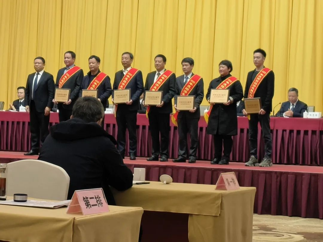 集成灶品牌帅丰董事长荣获“2022年度经济发展特别功臣”奖