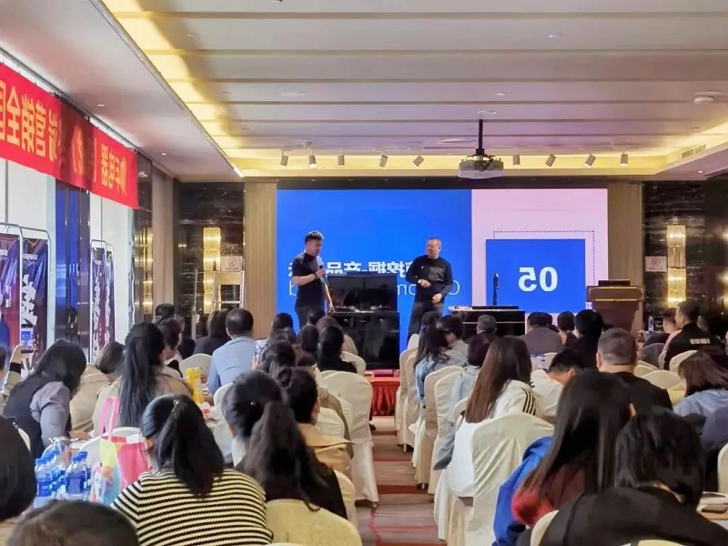 帅丰电器【善战】终端营销全国巡回省级培训会唐山站顺利举行! 帅丰电器【善战】终端营销全国巡回省级培训会唐山站顺利举行!