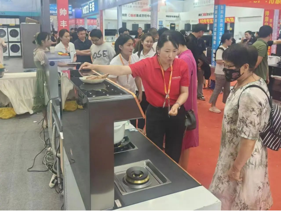 多维出击 赢战市场|帅丰电器携新品时空S7亮相家博会,火爆出圈! 多维出击 赢战市场|帅丰电器携新品时空S7亮相家博会,火爆出圈!