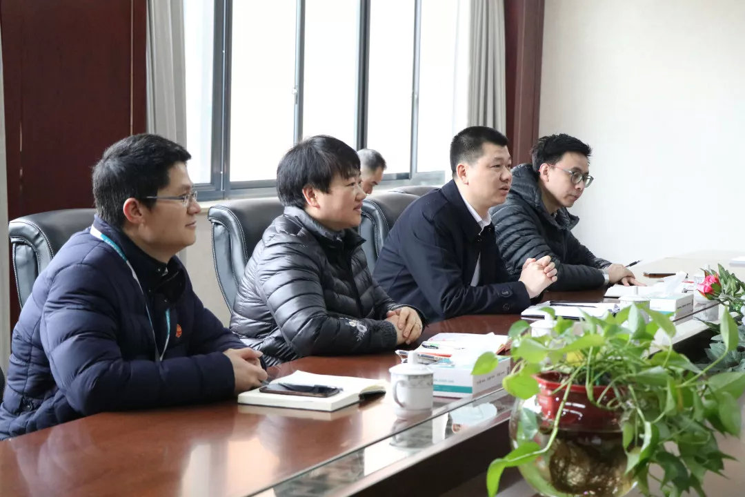 嵊州市长严钢莅临指导,帅丰谨记叮嘱,2019继续领航嵊州厨电行业发展! 嵊州市长严钢莅临指导,帅丰谨记叮嘱,2019继续领航嵊州厨电行业发展!