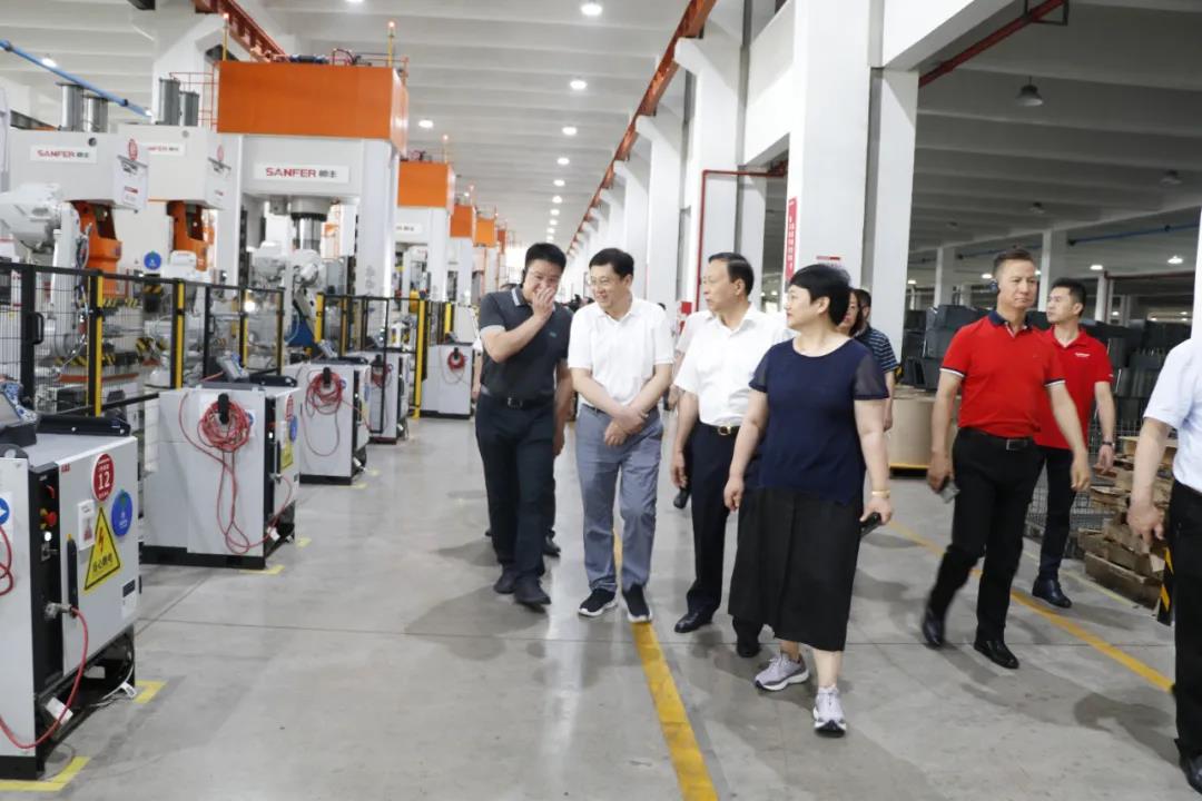 领势而上,实力荣耀|“中国厨具之都”评审组专家走进帅丰,考察指导相关工作 领势而上,实力荣耀|“中国厨具之都”评审组专家走进帅丰,考察指导相关工作