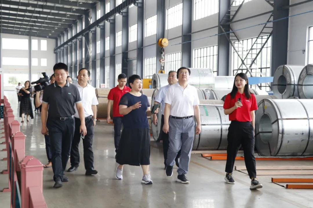 领势而上,实力荣耀|“中国厨具之都”评审组专家走进帅丰,考察指导相关工作 领势而上,实力荣耀|“中国厨具之都”评审组专家走进帅丰,考察指导相关工作