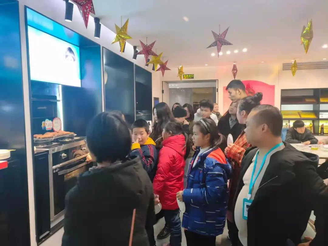 帅丰电器大商丰采!吴显金谈如何通过售后服务带动销售 帅丰电器大商丰采!吴显金谈如何通过售后服务带动销售