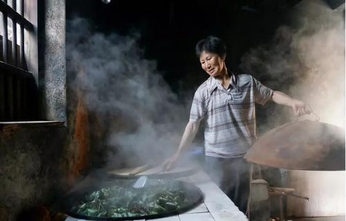 端午节快到了!今天帅丰电器就来挑战一下,煮100个粽子需要多久? 端午节快到了!今天帅丰电器就来挑战一下,煮100个粽子需要多久?