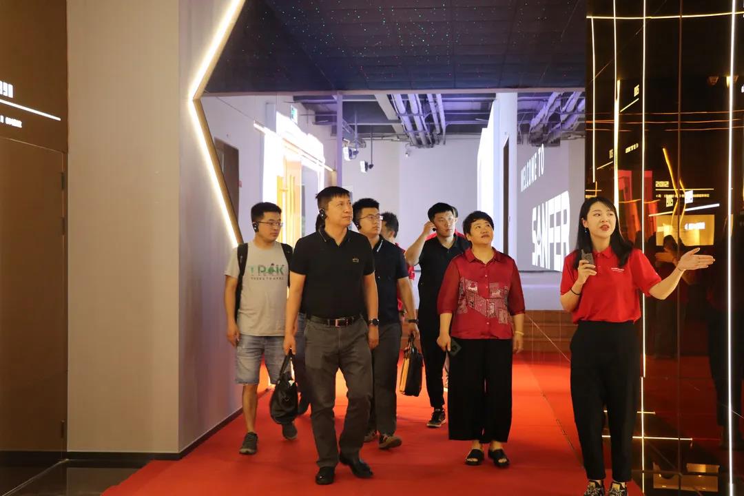 聚力赋能 领跑共赢 | 考察团走访帅丰电器,抒写嵊州厨电新篇章! 聚力赋能 领跑共赢 | 考察团走访帅丰电器,抒写嵊州厨电新篇章!