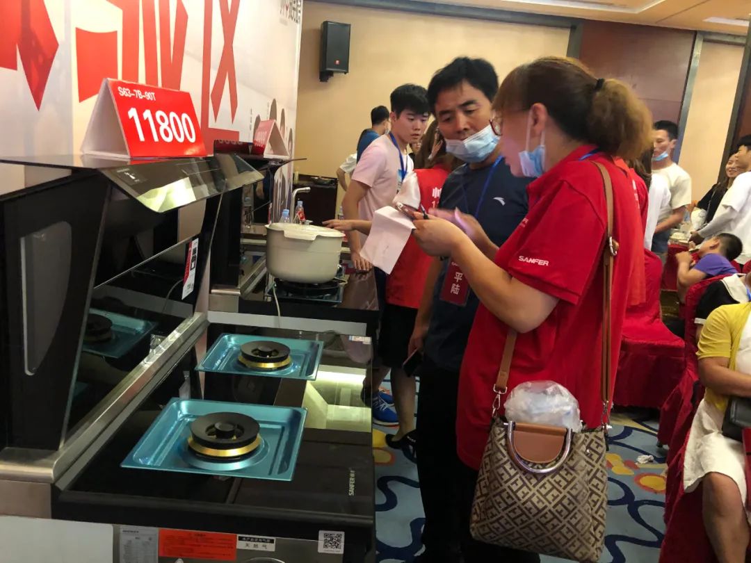 钜惠来袭|帅丰总裁签售三城联动,嗨翻一夏 钜惠来袭|帅丰总裁签售三城联动,嗨翻一夏