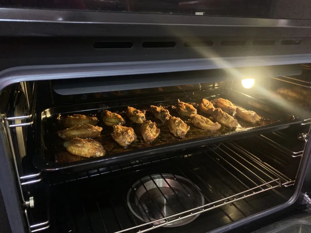 收官之战火爆来袭,帅丰集成灶总裁签售会,三城联动! 收官之战火爆来袭,帅丰集成灶总裁签售会,三城联动!