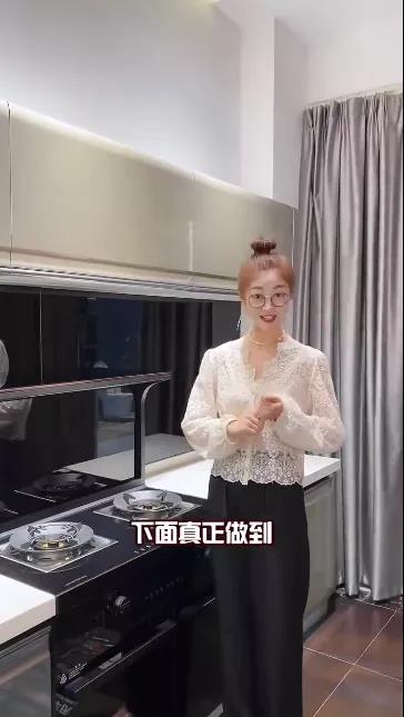 丰厨故事│跟着800W+粉丝的家居博主买集成灶,少花冤枉钱! 丰厨故事│跟着800W+粉丝的家居博主买集成灶,少花冤枉钱!