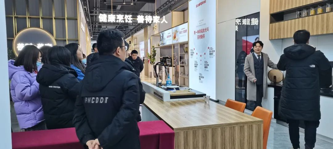 开年赋能,如虎添翼|帅丰集成灶营销中心新员工培训会圆满成功! 开年赋能,如虎添翼|帅丰集成灶营销中心新员工培训会圆满成功!